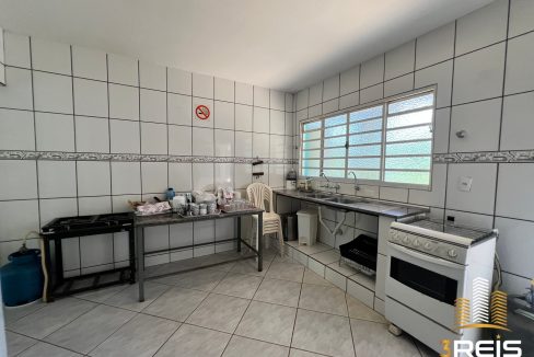 31,
