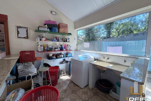 22,